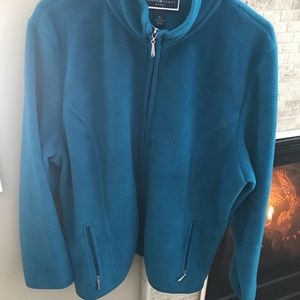 Fleece full zip.